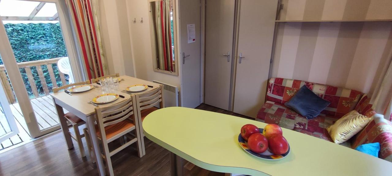 Mobil Home 6 Places La Roque d'Antheron Bagian luar foto